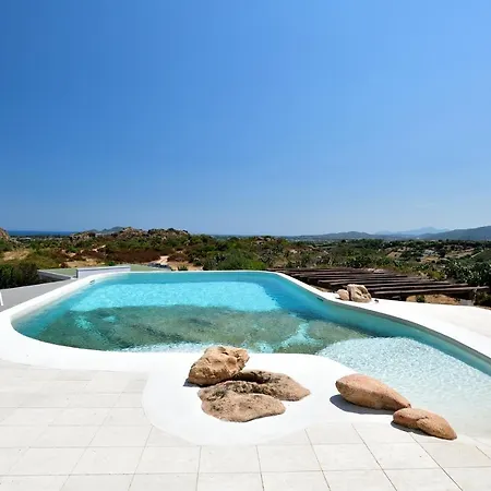 Iside Villa *